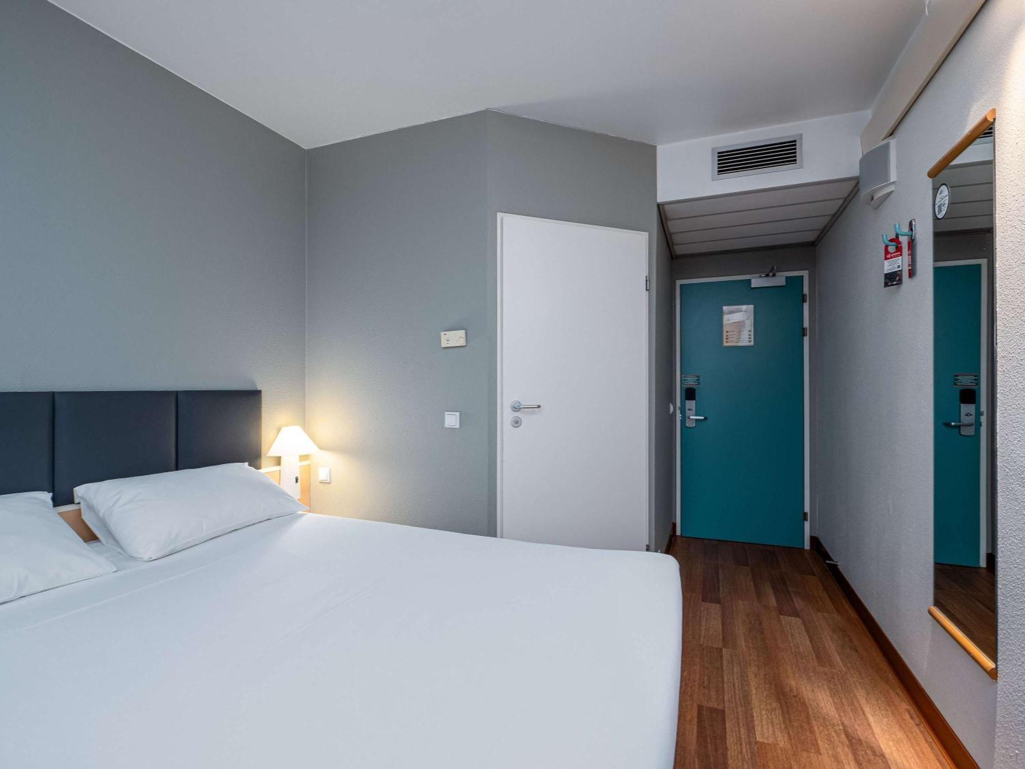Ibis Czestochowa Bagian luar foto