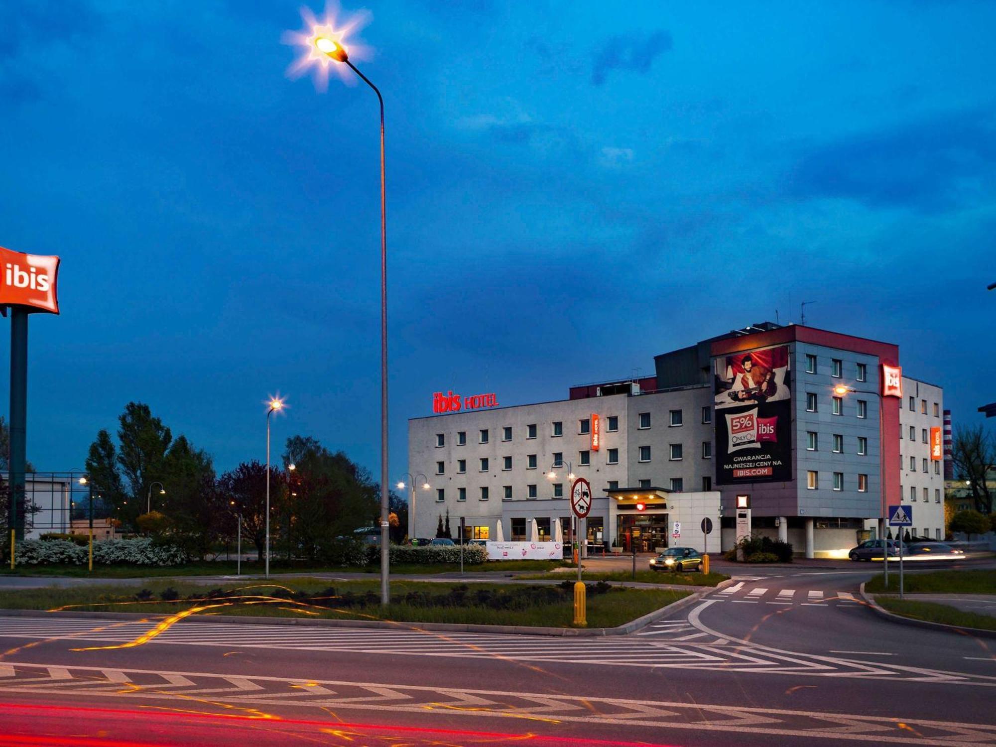 Ibis Czestochowa Bagian luar foto