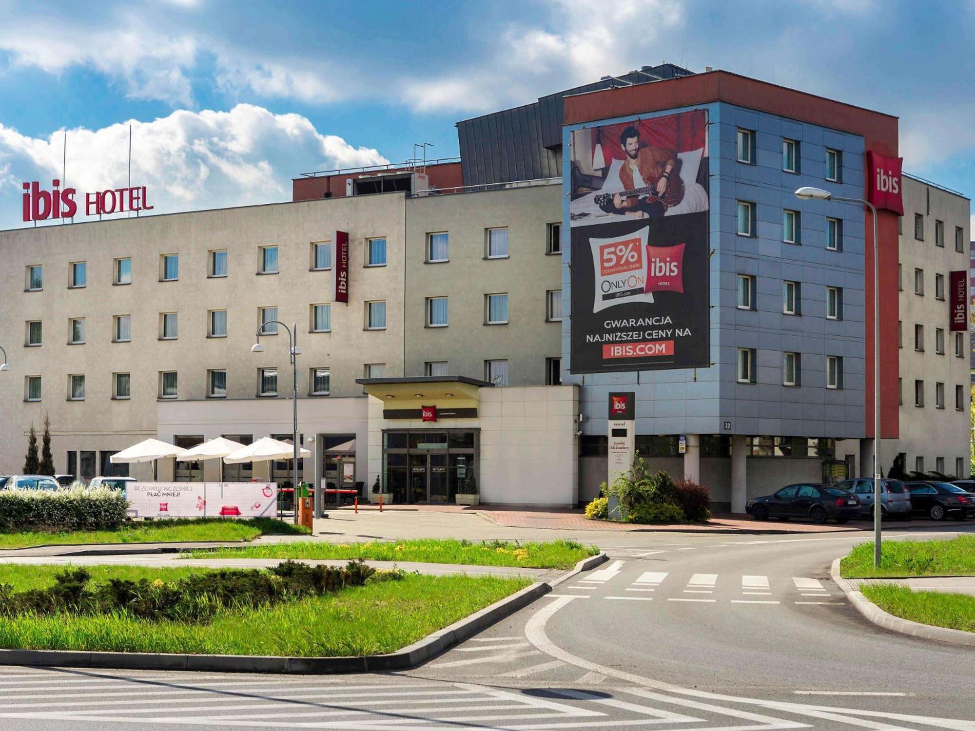 Ibis Czestochowa Bagian luar foto